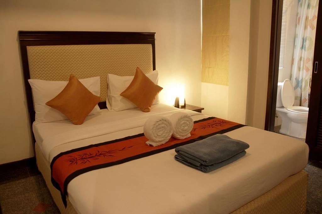 Washington Residence Phuket Δωμάτιο φωτογραφία